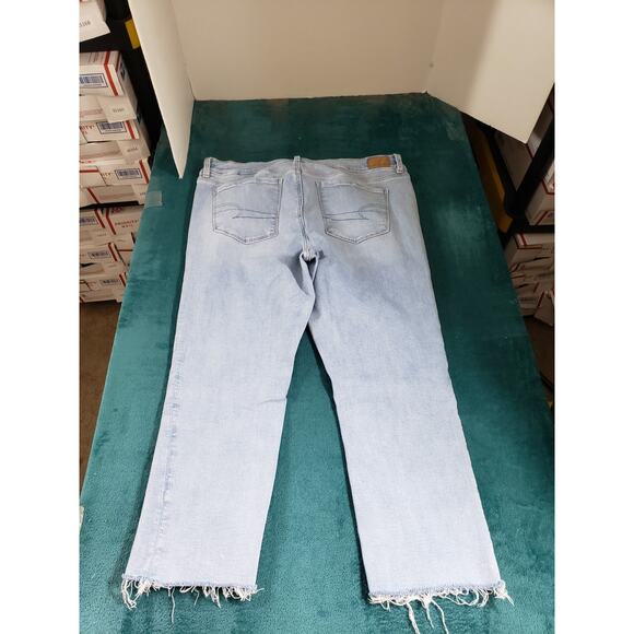 American Eagle Jeans Size 16 Womens Blue Stretch Fray Hem Mid Rise Artist Crop - Picture 11 of 14